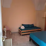 Apartament White