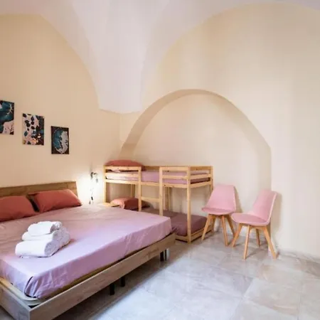 Casa White
